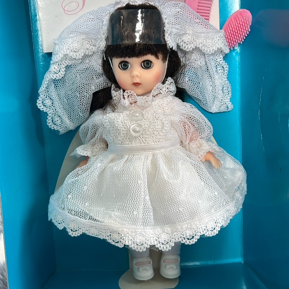 FINAL PRICE $8. Vintage 8” Vogue Ginny Communion Doll